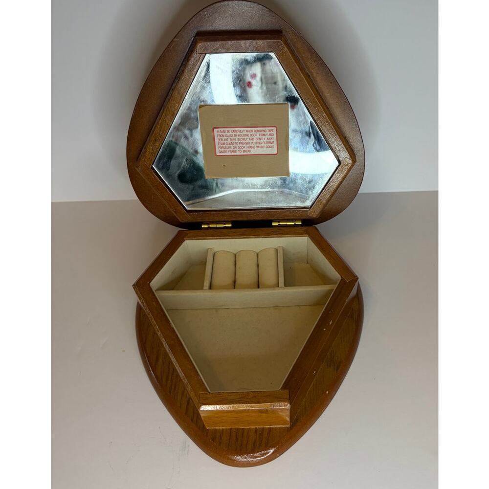 Vintage Heart Shaped Wooden Jewelry Box Floral Needlepoint Trinket Box - Picture 3 of 7